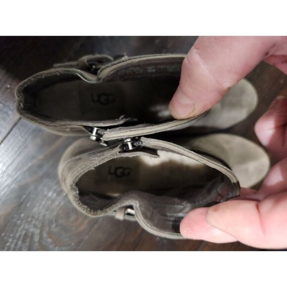 EUC Ugg Bellamy Gray Nubuck Ankle Boots/Sz. 5.5 - Picture 8 of 9